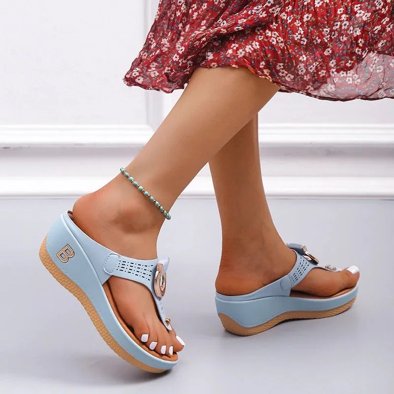 Cuzcare Women Orthopedic Sandals Metal Decoration Height Increasing Flip-flops