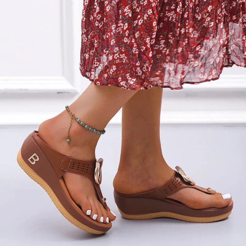 Cuzcare Women Orthopedic Sandals Metal Decoration Height Increasing Flip-flops
