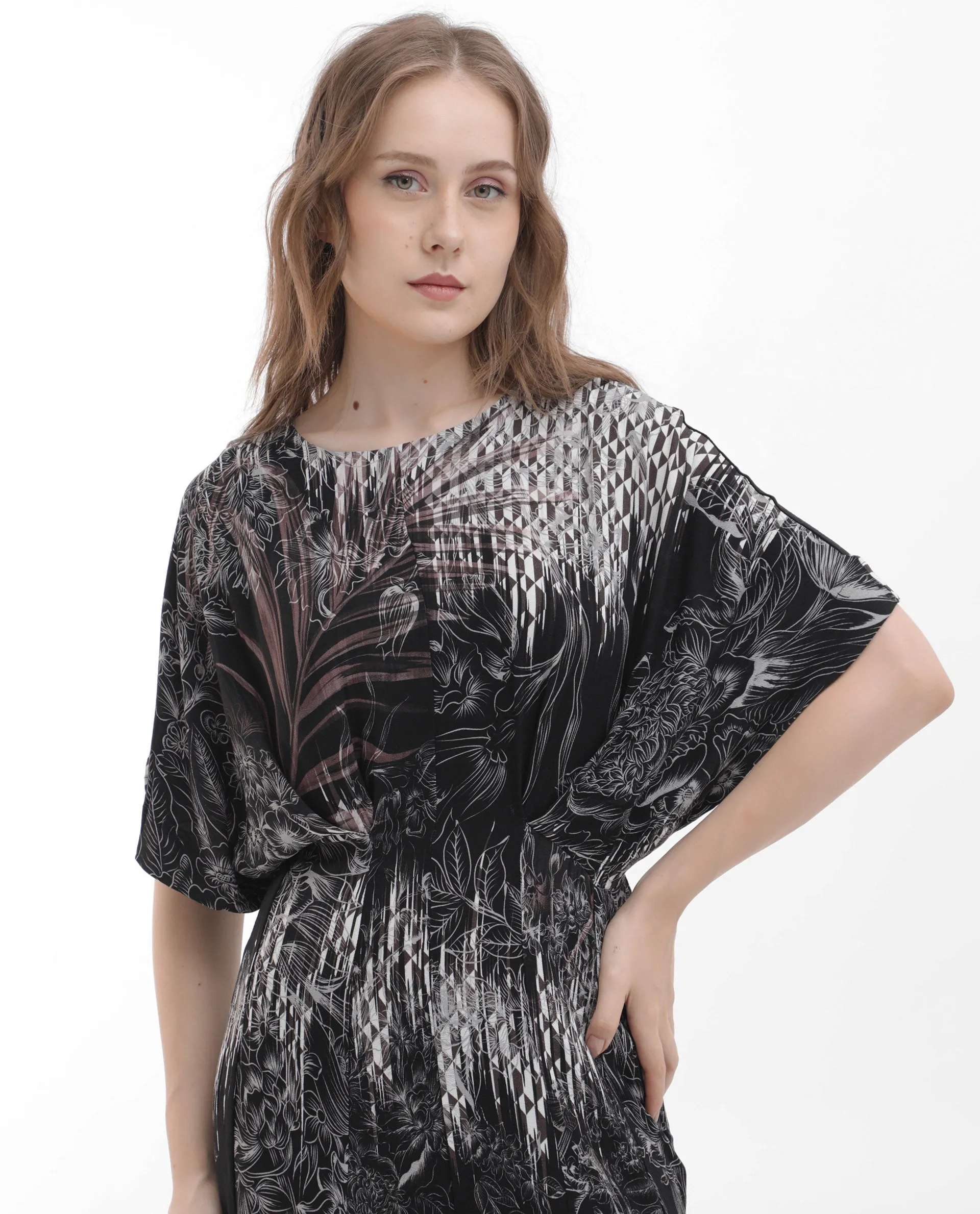 Rareism Women Rufus Black Polyester Fabric Short Sleeves Round Neck Relaxed Fit Abstract Print Midi Dress