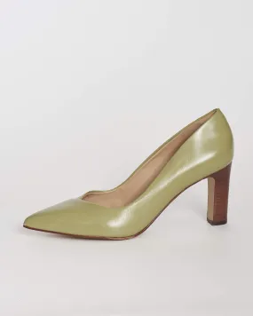 Soft Leather Medium Wood Heel Pumps